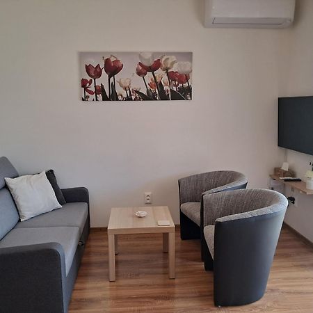 Apartmany Rubin Nesvady المظهر الخارجي الصورة