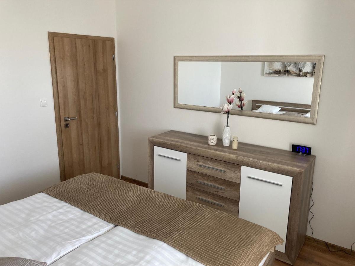 Apartmany Rubin Nesvady المظهر الخارجي الصورة