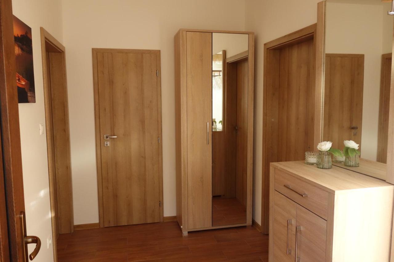 Apartmany Rubin Nesvady المظهر الخارجي الصورة