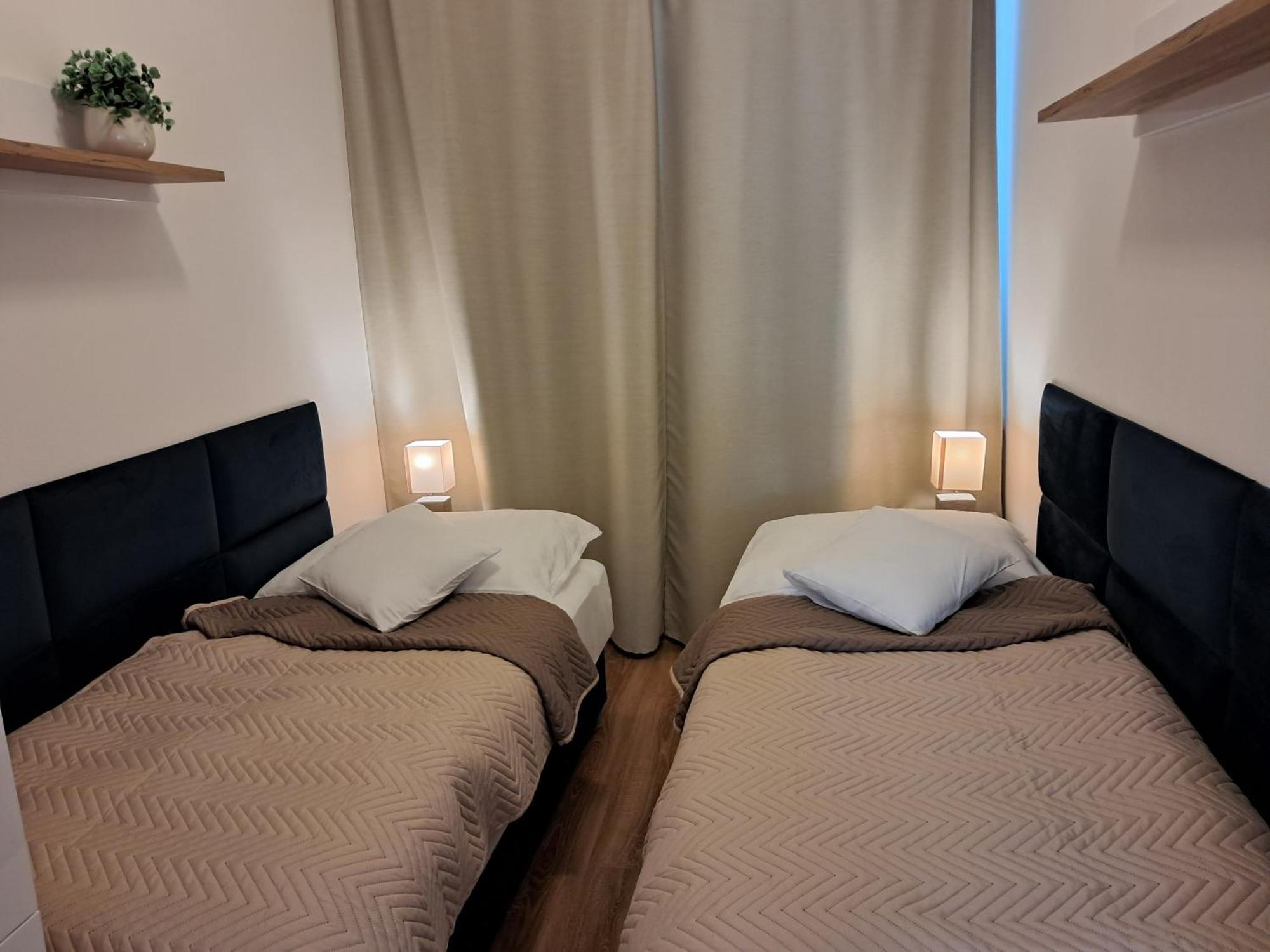 Apartmany Rubin Nesvady المظهر الخارجي الصورة