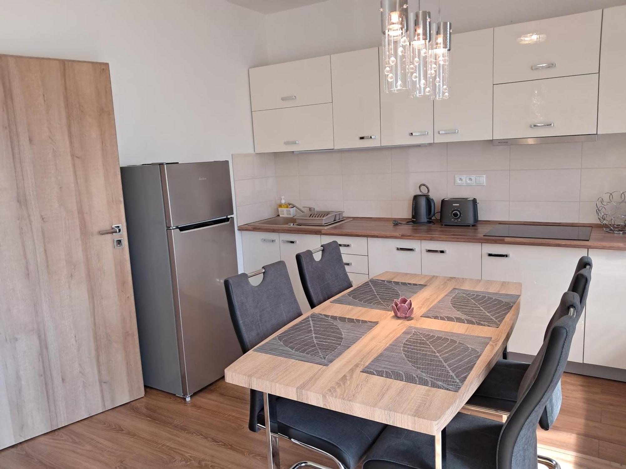 Apartmany Rubin Nesvady المظهر الخارجي الصورة
